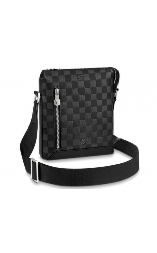 DISCOVERY MESSENGER PPM Louis Vuitton Bag Men MAN